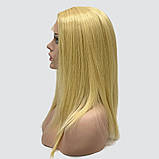 Перука каре без гривки Lyryca Lace на сітці, термоволосся, колір блондин із пшеничним відтінком, фото 4