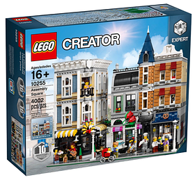 Конструктор LEGO Creator Expert Міська площа 4002 деталі (10255)
