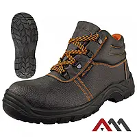 Робочі черевики з пресованої шкіри з металевим носком. 40