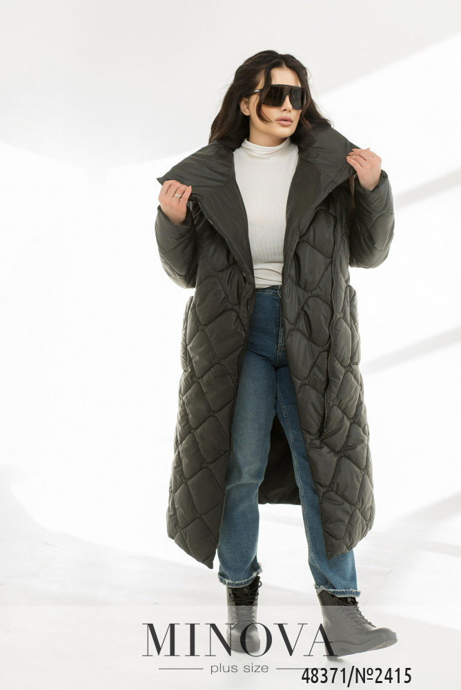 Базова чорна куртка довга тренд сезону осінь-зима, великих розмірів від 48 до 70