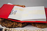 Жіноча обкладинка для паспорта шкіряна червона з тисненням Квітучий Сад, фото 2