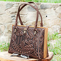 Авторская кожаная сумка ручной работы с тиснением коричневая | деловая кожаная сумка женская, саквояж
