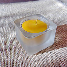 Стильний молочний квадратний скляний підсвічник для чайних свічок