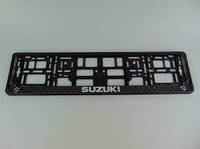 Рамка номера SUZUKI "защелка" 3D надпись Хромированная (Полипроп./гибкий морозостойкий)
