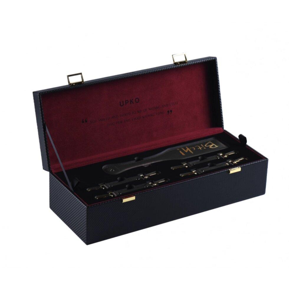 BDSM, встановлений у Kinky Tools Set -Sete Secret бажає валізи