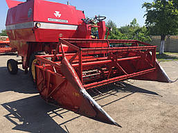 Зерноприбиральний комбайн Massey Ferguson 187 (Франція)