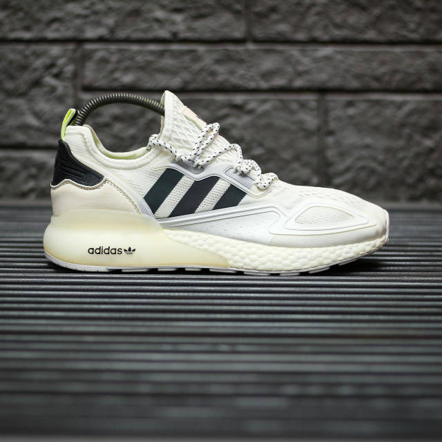 ぎゃんぐ Чоловічі кросівки Adidas ZX 2K Boost White Iridescent Core