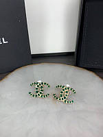 Брендові сережки гвоздик із логотипом позолота із зеленим вставками