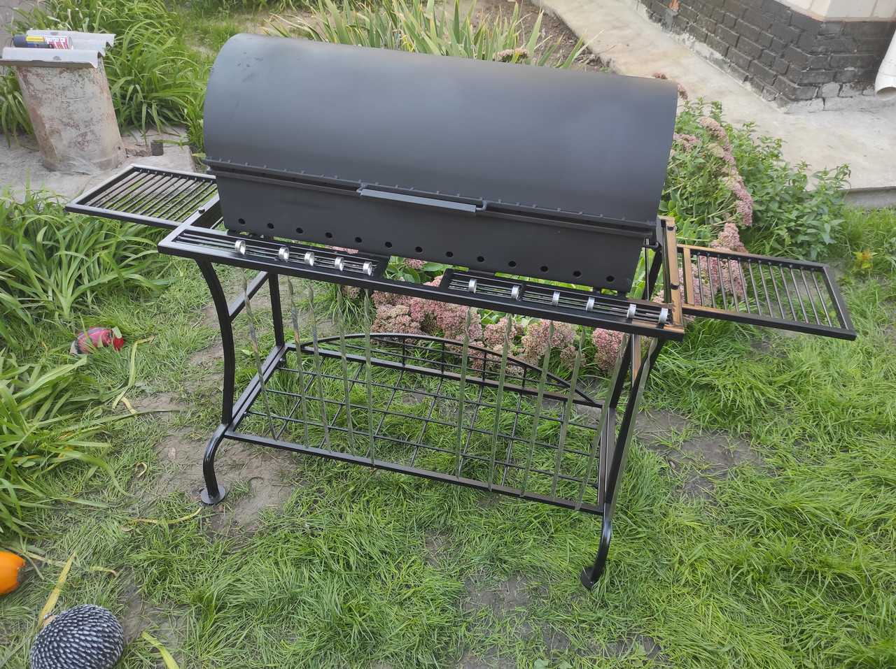 Мангал барбекю Vulkan Loft Stal зі сталевими столиками. 80 см. 5 мм, фото 1