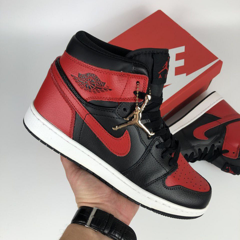 Чоловічі кросівки Nike Air Jordan 1 Retro High OG шкіряні молодіжні повсякденні чорні червоні