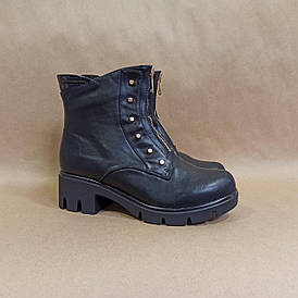 Стильні чорні жіночі теплі черевики напівчоботи чобітки еко-шкіра з ланцюгом ДЕМІ