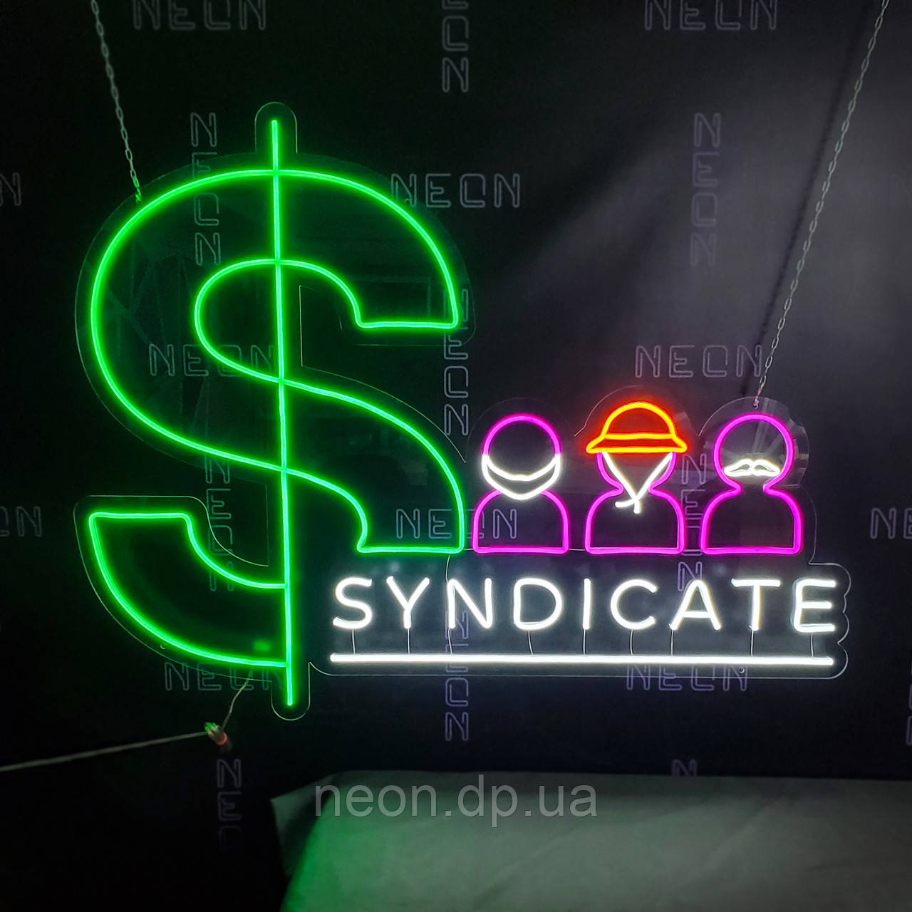 Неонова вивіска "Syndicate"