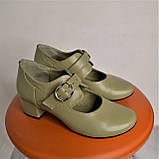 Зручні шкіряні туфлі на підборах із ремінцем, фото 8