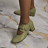Зручні шкіряні туфлі на підборах із ремінцем, фото 5
