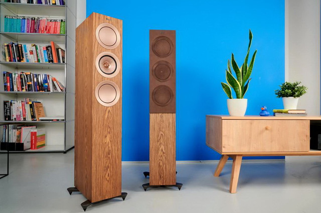 Kef R5 Meta