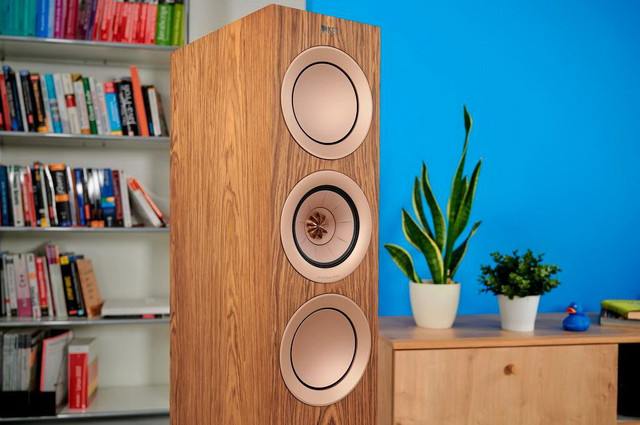 Kef R5 Meta