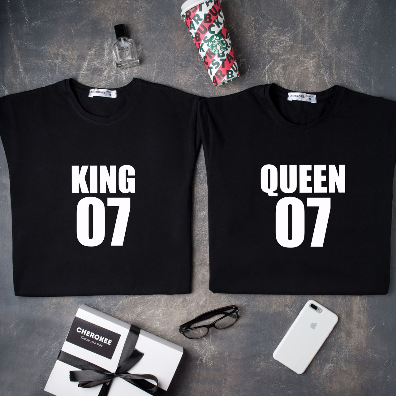 Парні футболки з написом "KING/QUEEN"