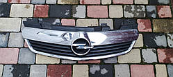 Решітка радіатора (Гриль) для Opel Zafira B, 2005-2008, 13157590, 13136136, 13150867, 13150868
