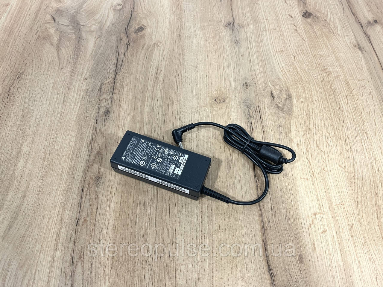 Блок живлення Delta Electronics ADP-65JH для ноутбуків Acer 65W (5.5x1.7) Original