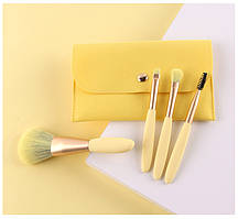 Набір пензлів для макіяжу Zoreya 4 шт. ЖовтийEStyle