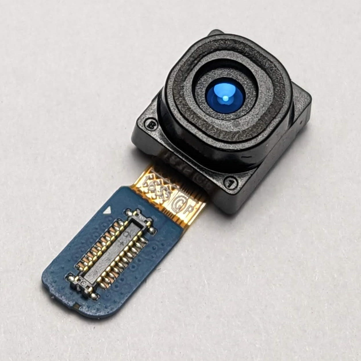 Камера фронтальна Samsung Galaxy S8 Active сканер сітківки