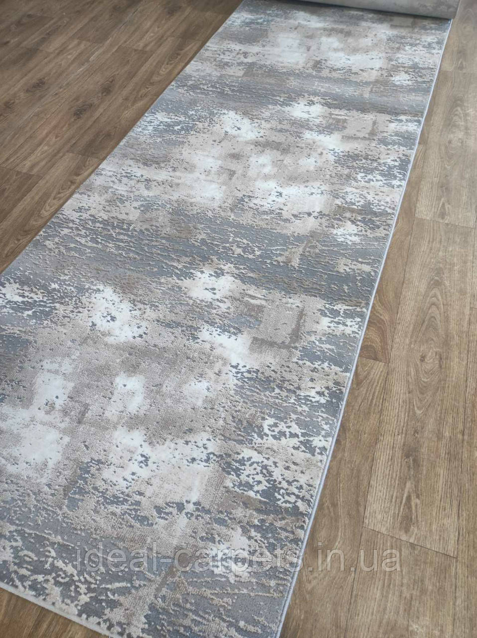 Доріжка Luxury 0493 Grey Beige Короткий ворс на відріз 0.8, 1м, 1.2м, 1.5м, 2м, 2.5м, 3м