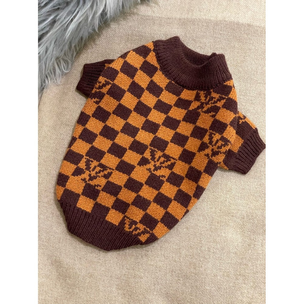 Брендовий светр для собак і котів принт у дрібні квадратики з літерами LV коричневий