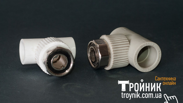 Полипропиленовіе трійники з накидною гайкою