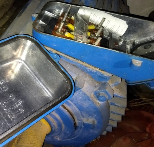 електродвигун 4АМ180М8 ціна