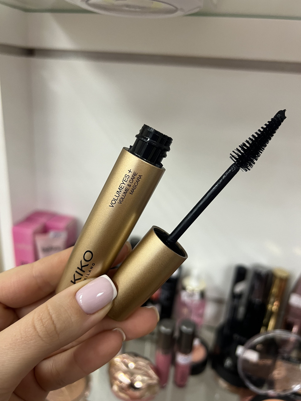 Kiko Milano Volumeyes+ Volume & Care Mascara Туш для вій - фото 2 - id-p1765754768