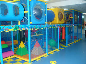 Акваріум — каркасний ігровий лабіринт для діток.