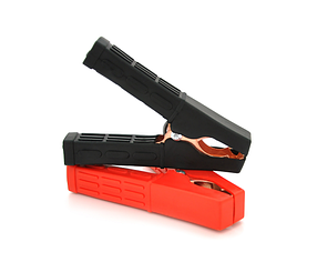 Набір затисків акумуляторних 300А 130 мм крокодили червоний+чорний з щільним гумовим кожухом