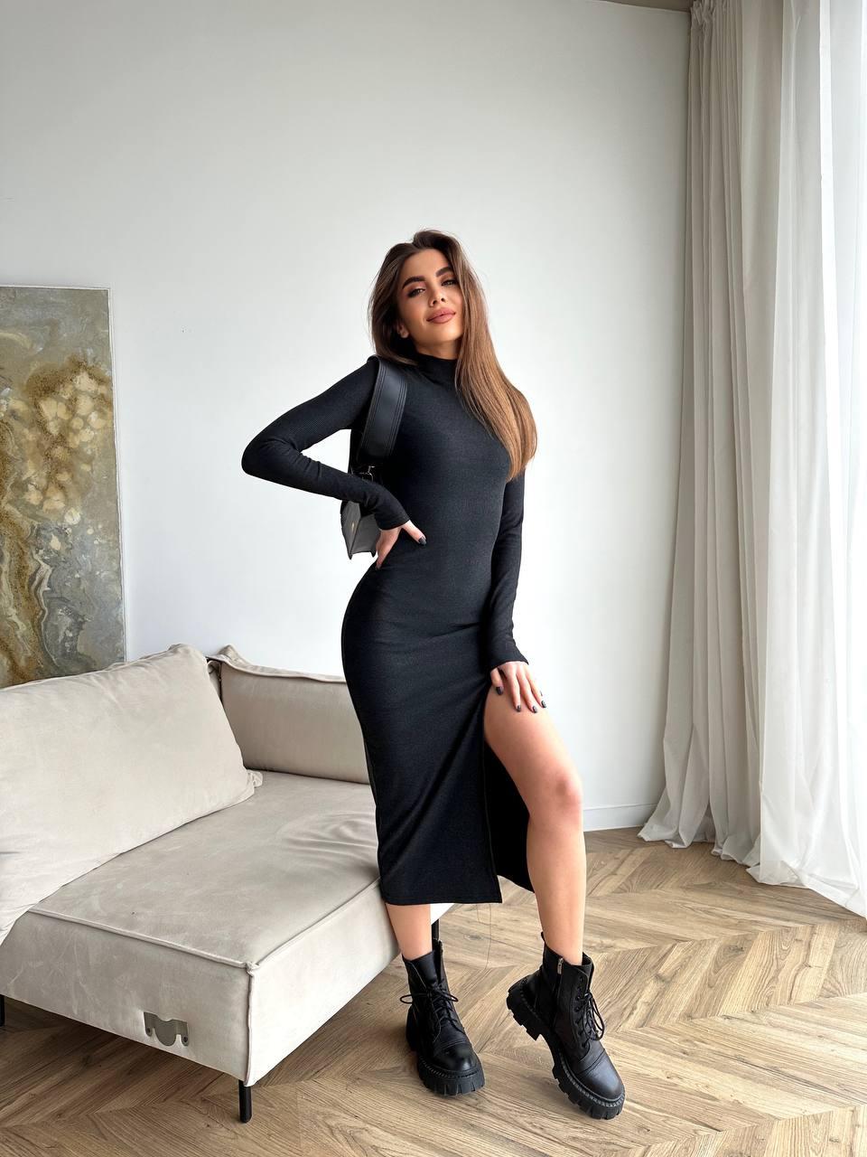 Стильна базова жіноча міді сукня Ангора рібана з розрізом на нозі Smmk7931