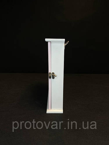 Купить Ключница настенная из дерева для ключей в прихожую закрытого ...