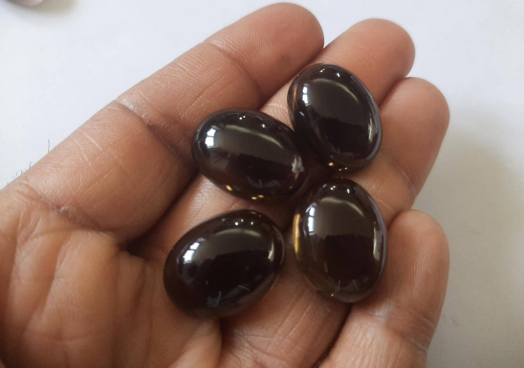 Натуральний димчастий кварц 16 x 12 mm