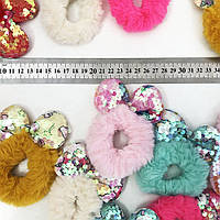 Гумка для волосся з хутра з вушками з тканини і паєток. JM-398 Колір червоний