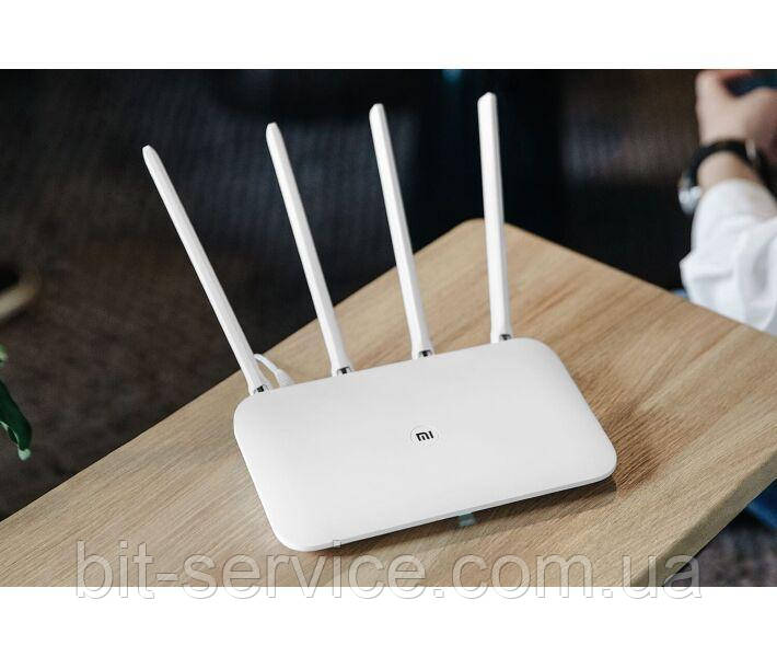 Wi-Fi роутер Xiaomi Mi WiFi Router 4C Global