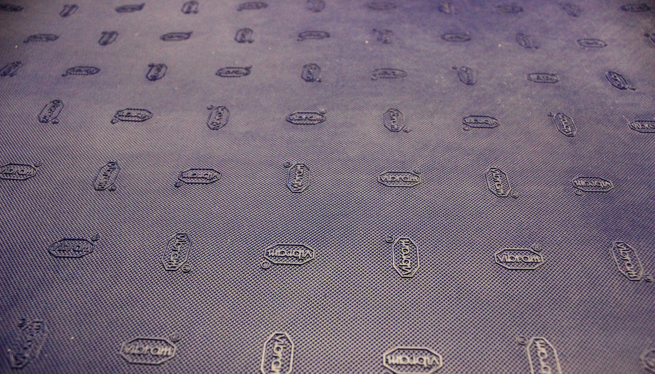 Гума подметочная VIBRAM 940*600 т.1,0 мм. Синій 43
