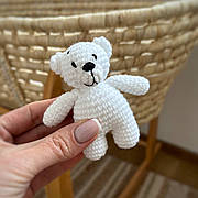 Перша іграшка вашого малюка Ведмедик холодний білий