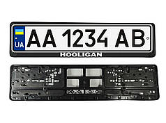 Рамка номерного знака із написом "HOOLIGAN"