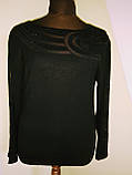 Светр  з вишивкою навколо вирізу, фото 4