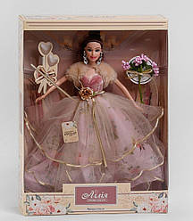 Лялька Лілія у вишуканій сукні з аксесуарами