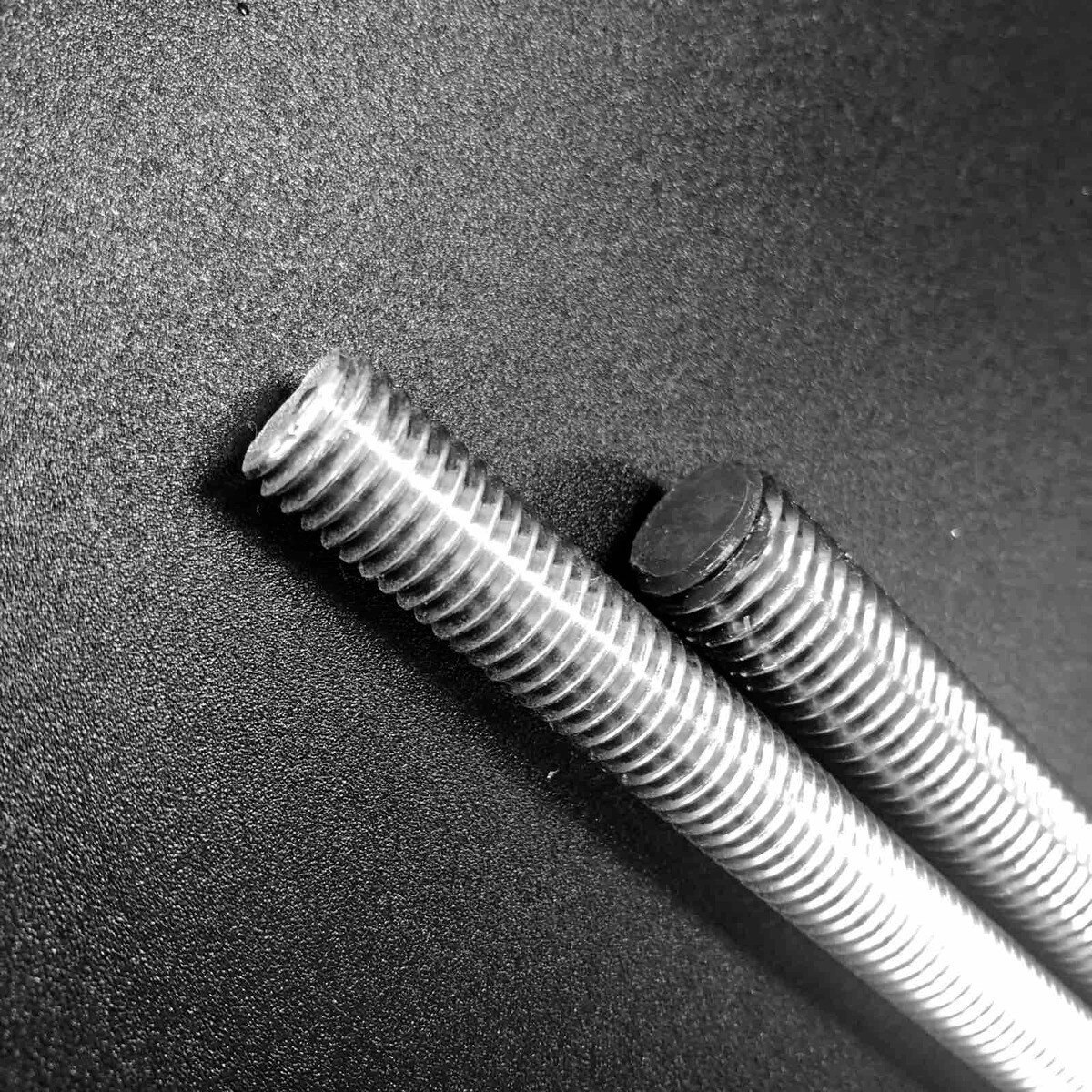 DIN 975 Шпилька різьбова 4.8 цинк