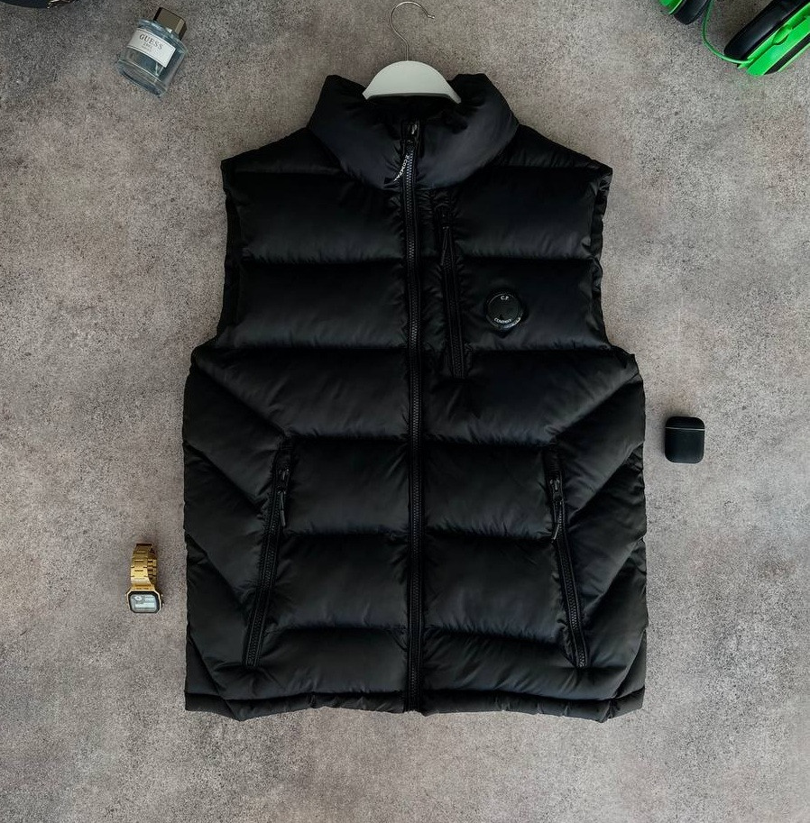 Чоловічий жилет C.P. Company | безрукавка C.P. Company спортивний жилет стьобаний Туреччина чорний. Живе фото, фото 1