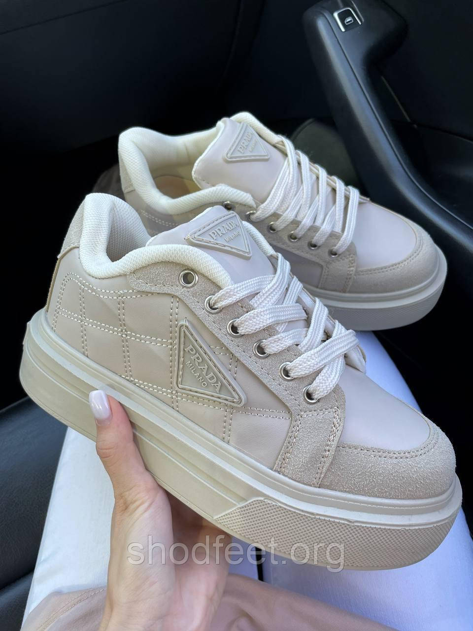 Жіночі кросівки Prada Re-Nylon Low Bryshed Beige