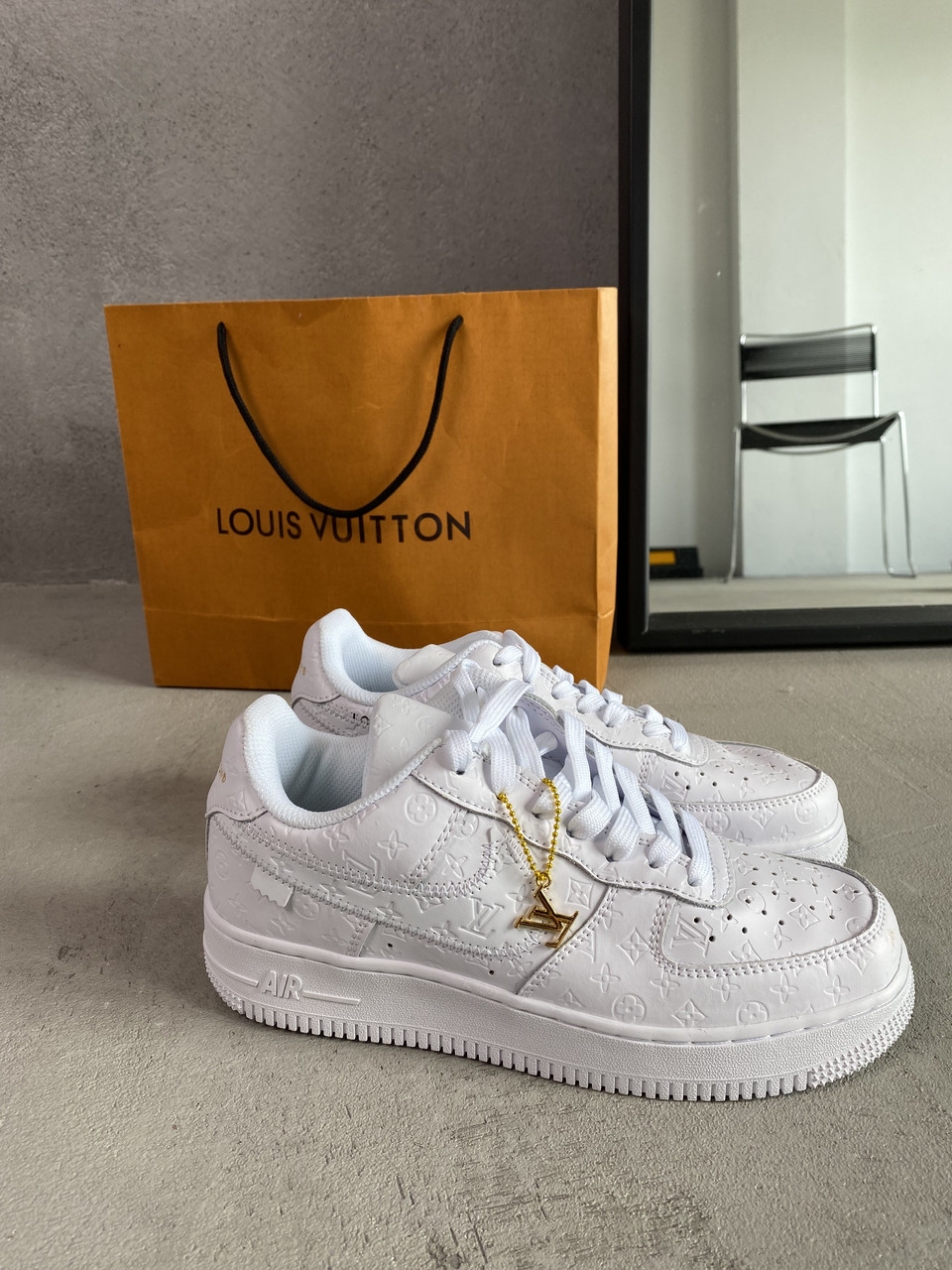 Louis vuitton air force 1s deals
