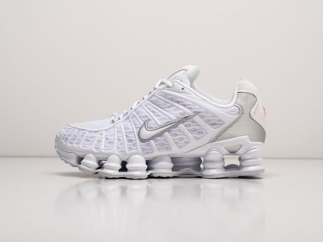 Модные спортивные кроссовки Nike Shox TL White фото