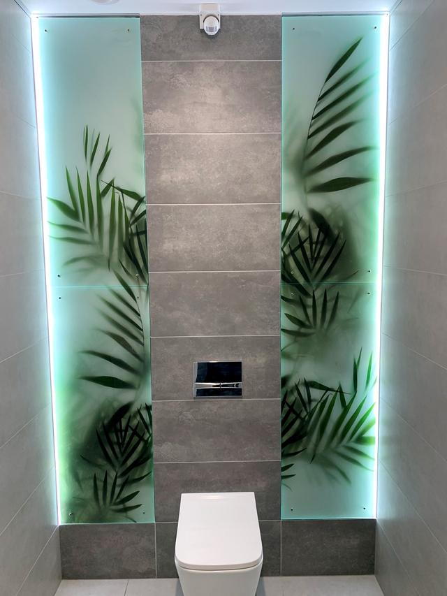 Стінова-фотопанель-Панно-на-стіну-туалету-Листя-за-склом Stinova-fotopanelʹ-Panno-na-stinu-tualetu-Lystya-za-sklom