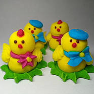 Великодня прикраса з цукрової мастики Набір курчат, фото 2