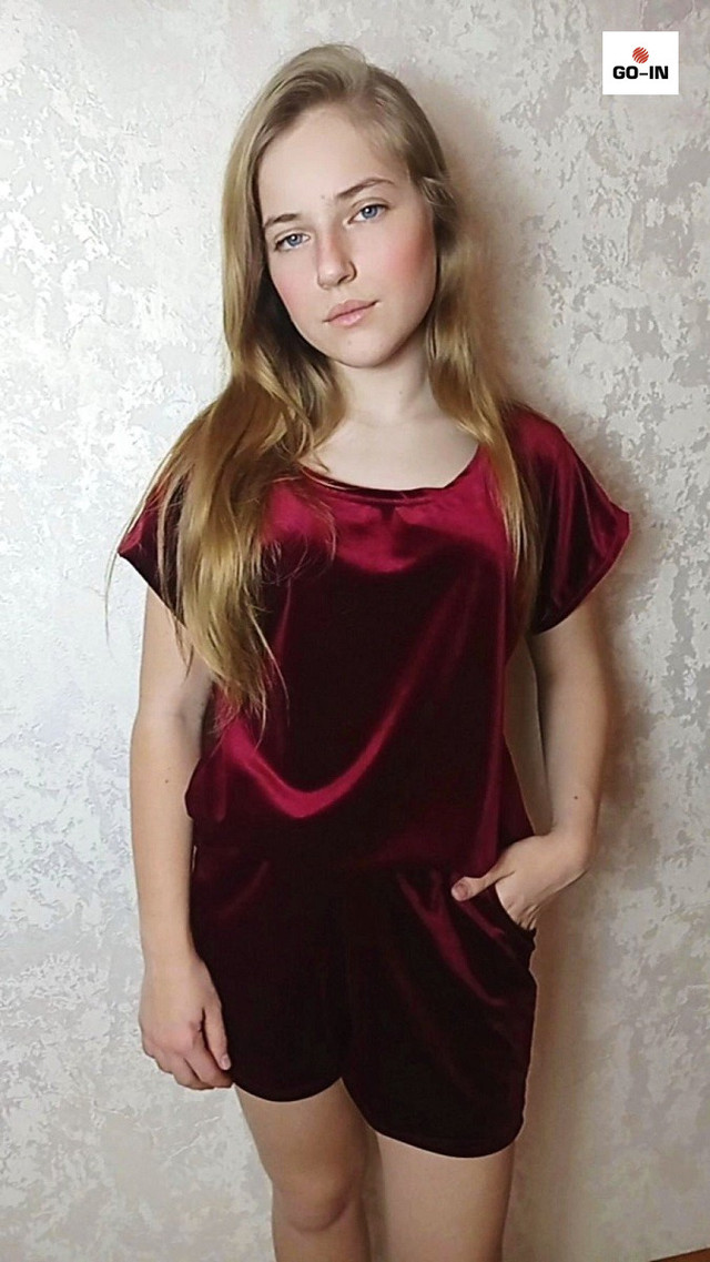 Пижама велюровая женская летняя футболка с шортами однотон
